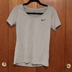 Nike Dri-FIT Gray Short Sleeve Tee | Women’s Small | Athletic Top